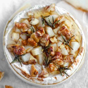 baked camembert with pear, French baked camembert, baked cheese, camembert with honey, camembert with pear.