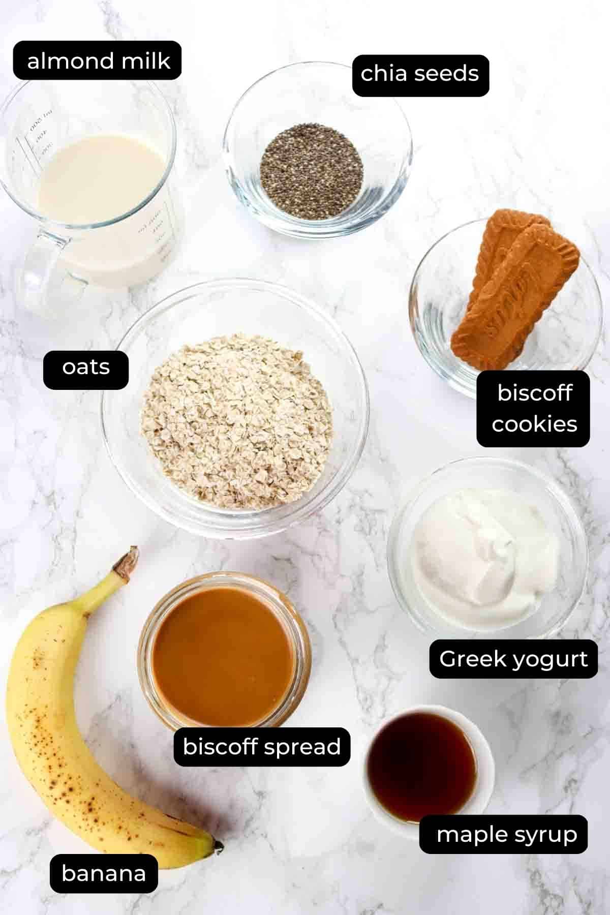 ingredients to make banana biscoff overnight oats